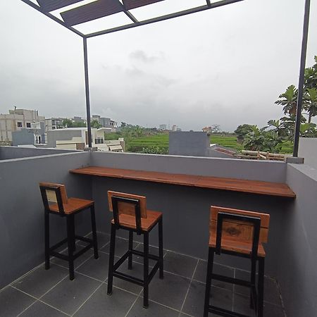 Villa Royal Arois Syariah Dekat Jatim Park 3 Tlekung Exterior foto